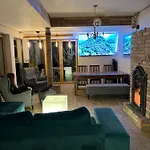 بيت للعطل House Of Freedom With Sea View Sauna And Jacuzzi Oslonino