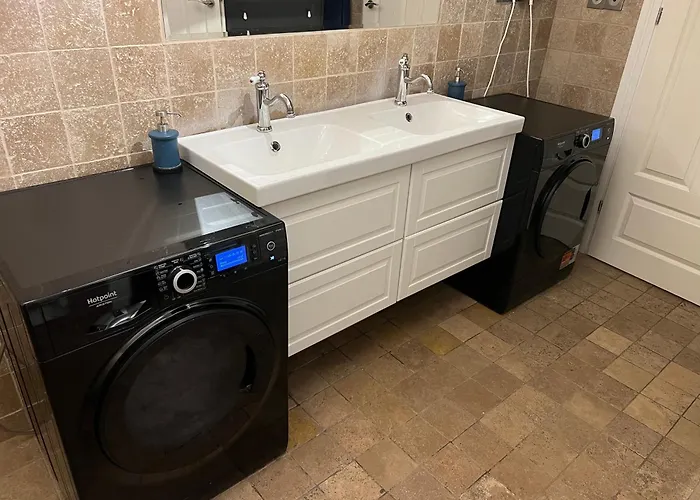 House Of Freedom With Sea View Sauna And Jacuzzi *