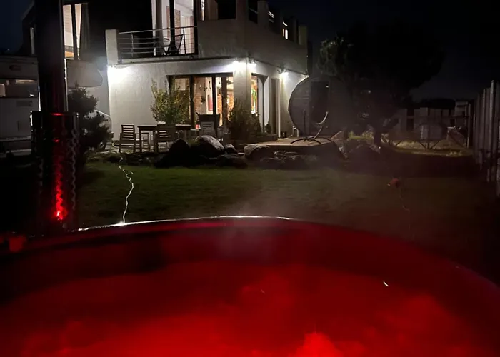 Dom wakacyjny House Of Freedom With Sea View Sauna And Jacuzzi *