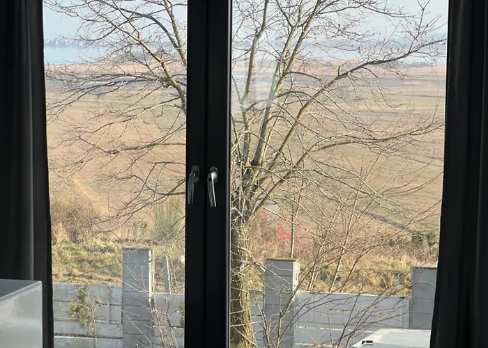 Semesterbostad House Of Freedom With Sea View Sauna And Jacuzzi