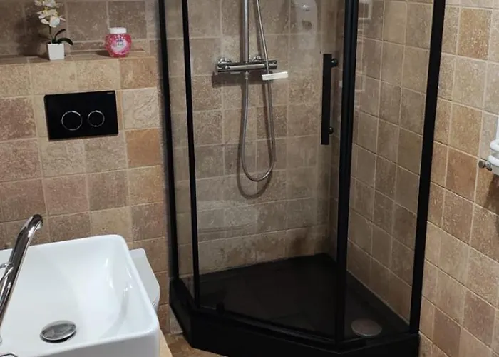 Semesterbostad House Of Freedom With Sea View Sauna And Jacuzzi *