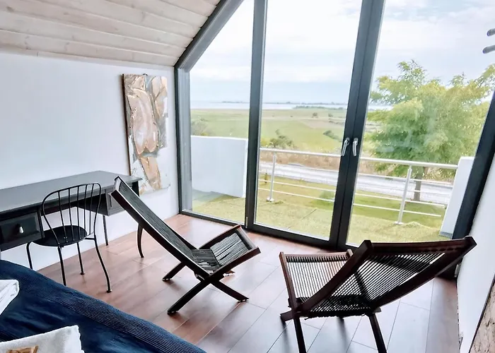 House Of Freedom With Sea View Sauna And Jacuzzi *